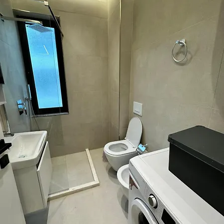 Seaside Escape 2 * Golem (Tirana)
